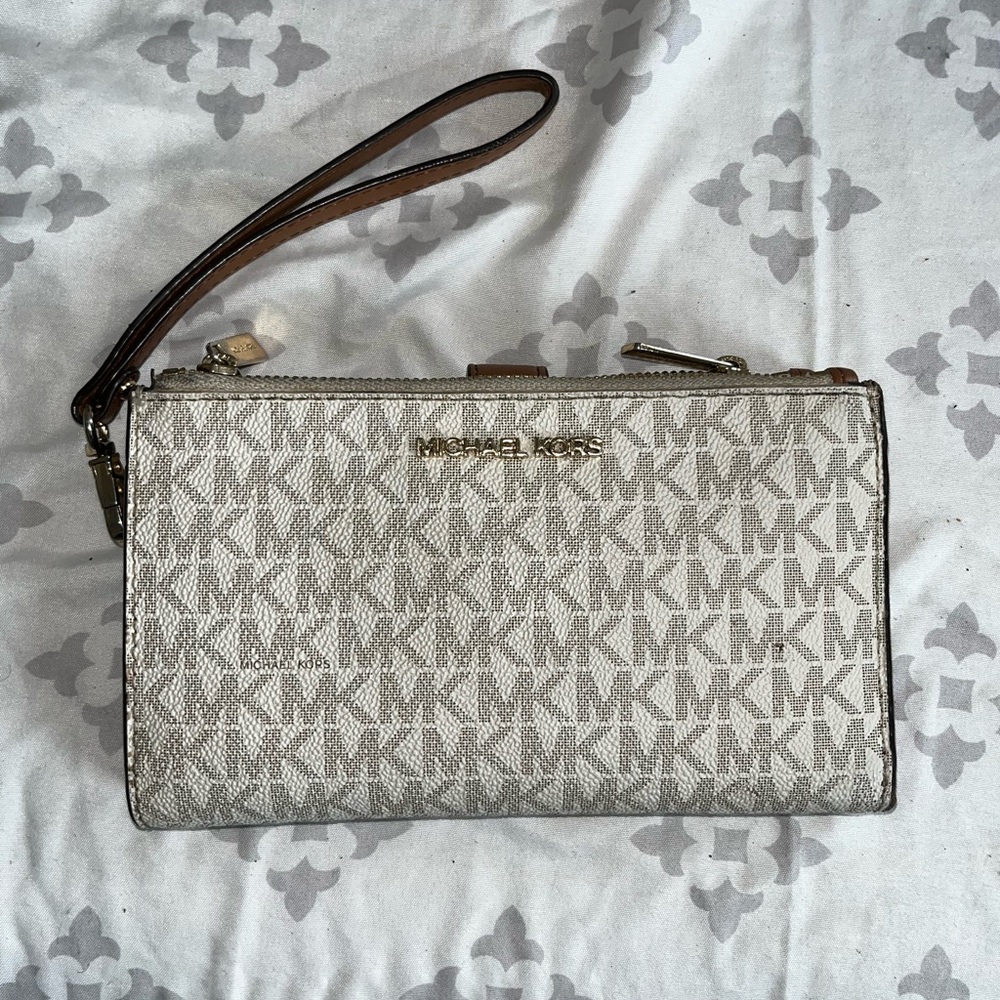 Michael Kors wallet